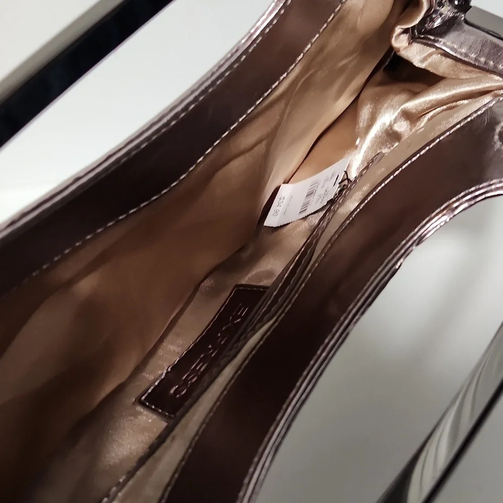 NWT Express clutch- gold/silver